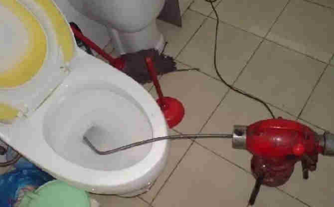 应县马桶通下水